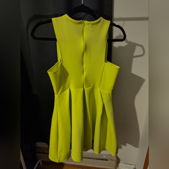 ASOS Neon yellow summer dress - Picture 2 of 3